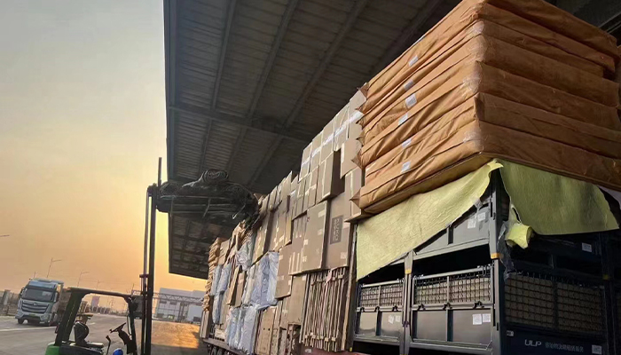 呼和浩特到周口物流公司-整車物流價格實惠「不隨意加價」 呼和浩特到周口物流公司-整車物流價格實惠「不隨意加價」